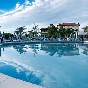 3* Hotell Sara
